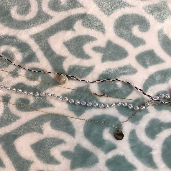 UO 4 Piece Necklace Set - Picture 3 of 6